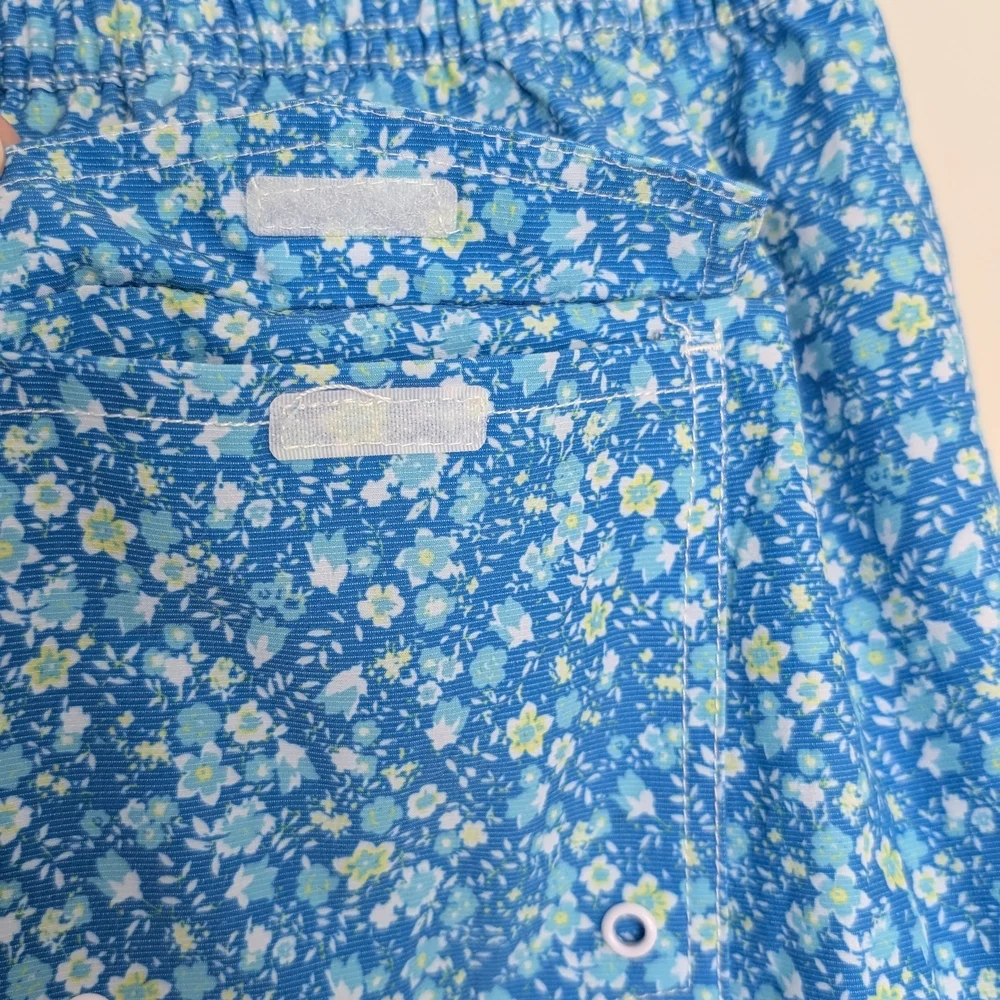 Johnnie-O Men's Riptide Blue Tyndall Floral Graphic Print Swim Trunks Size XL